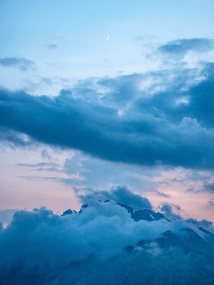 Blue Moonrise In The Mountains