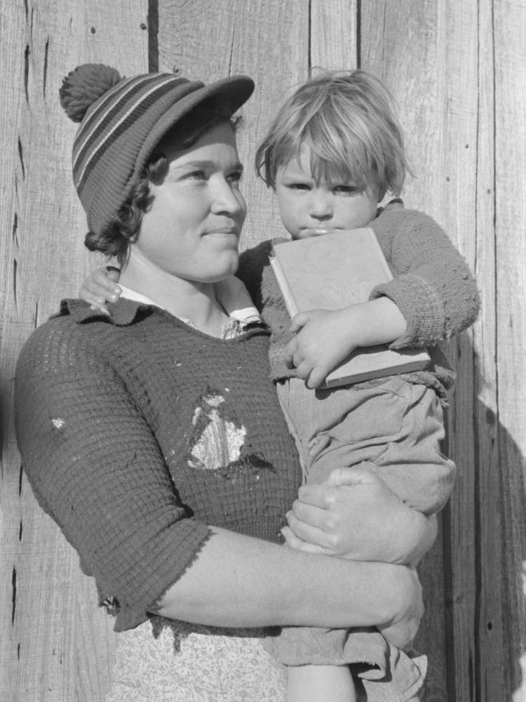 Mother And Child Who Will Be Resettled, Transylvania Project, Louisiana By Russell Lee