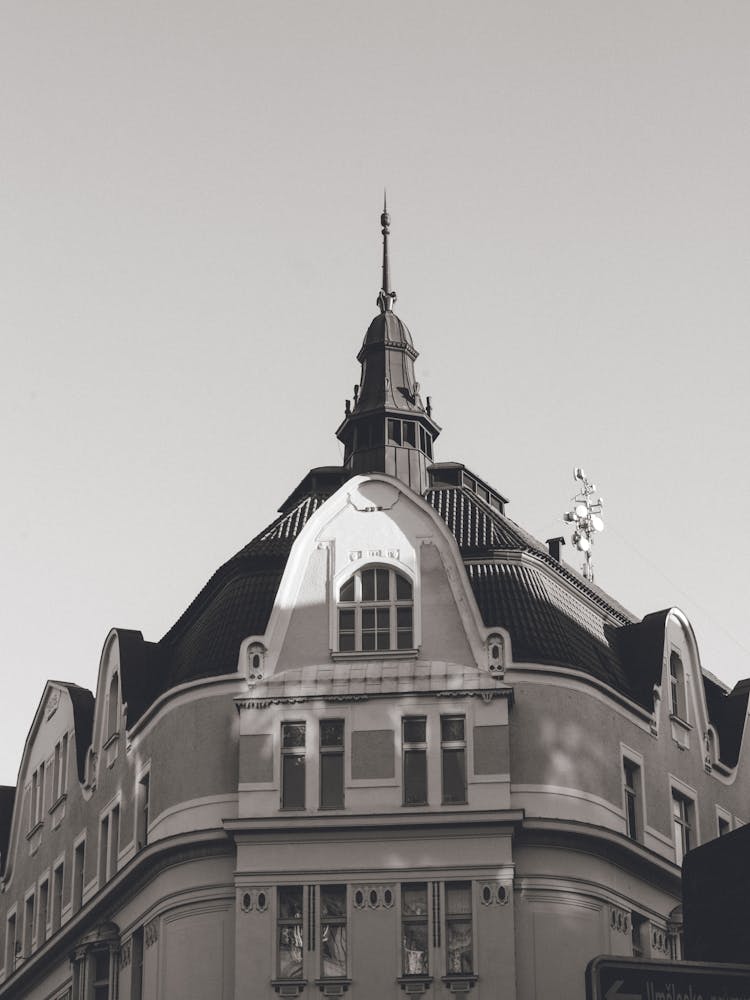 Prague Building I
