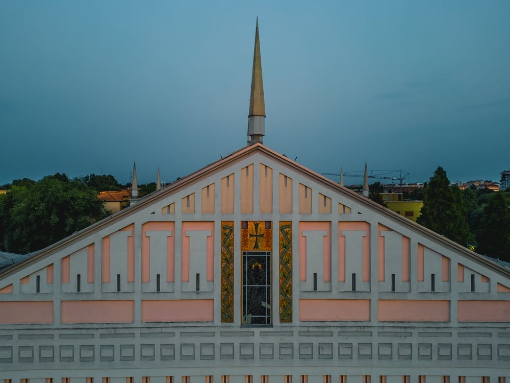 Santa Barbara di San Donato Milanese. Fotografia con droni. Stampa Italia Milano