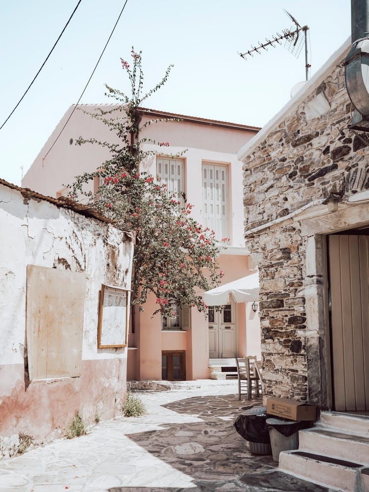 Wondering, Naxos