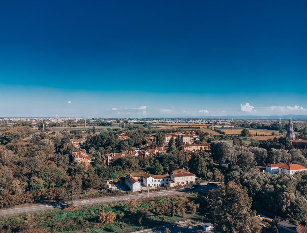 Stampa Chiaravalle, Milano, Italia Wall Art, Arte stampabile, Stampa Italia, Fotografia Fine Art stampabile, Drone fotografico.
