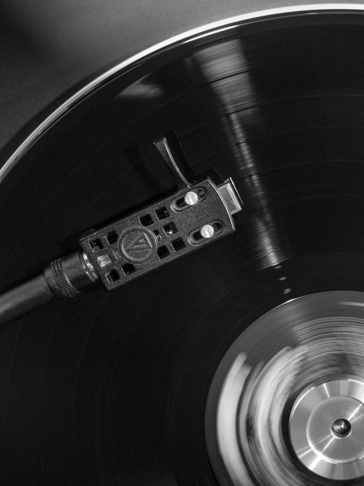 Vinyl Record Black and White_2162962