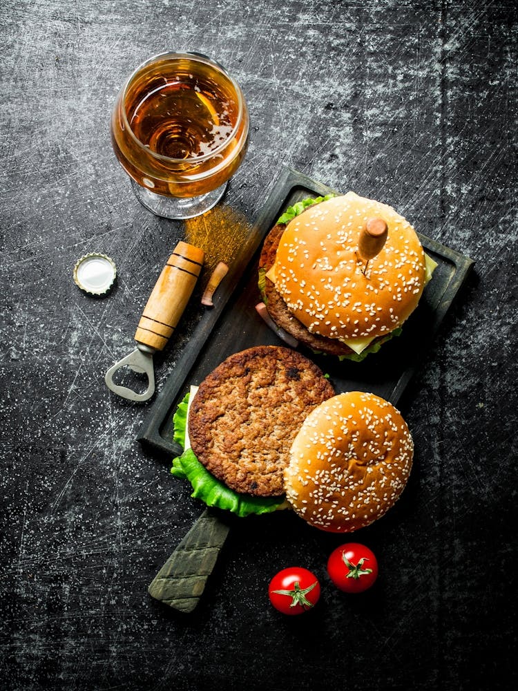 Burgers and beer — Food kitchen poster/blackboard, photo art