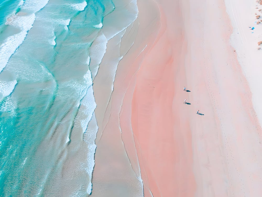 Impression Rêve de Plage Pastel - Sable Rose & Océan Turquoise