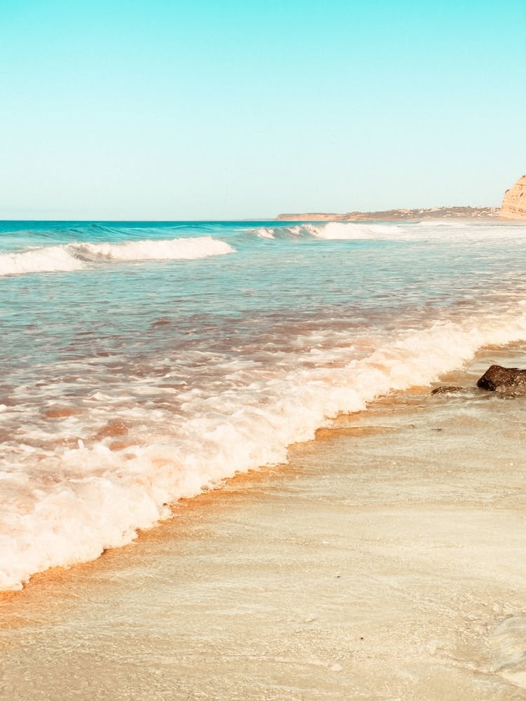 Retro Vibes And Waves