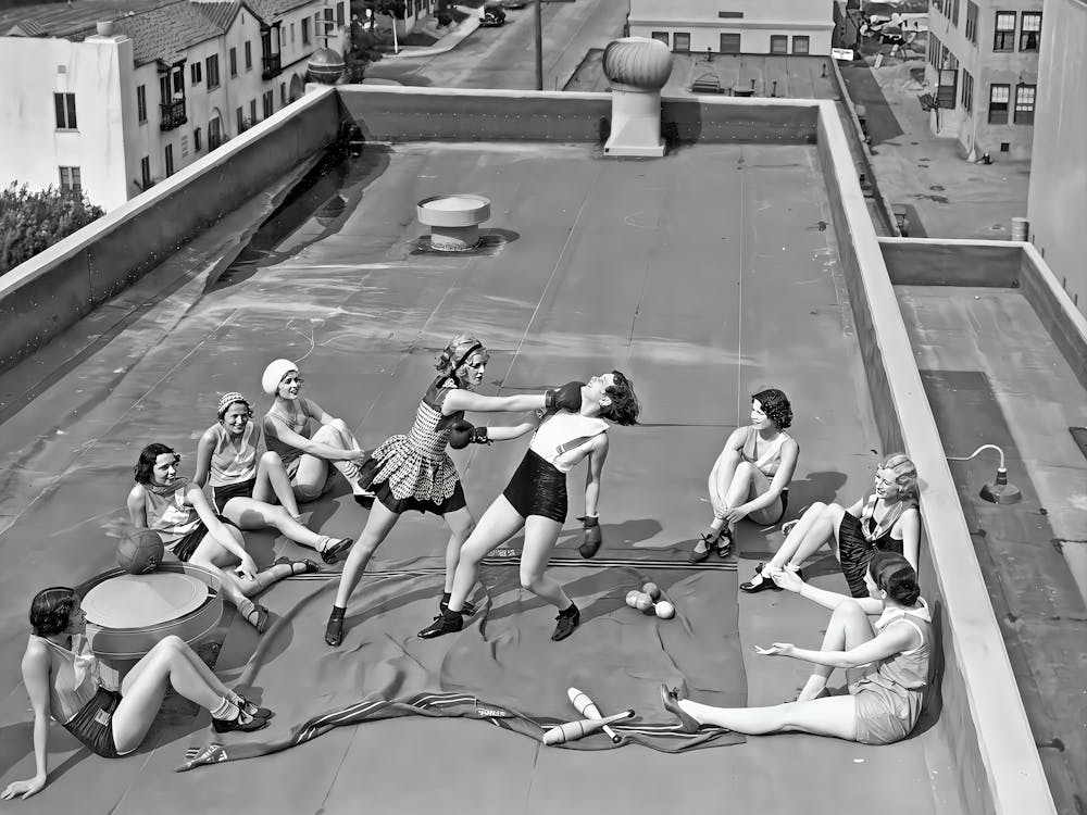 Women Boxing On Rooftop Wall Art, Girls Sparring On Roof Poster, 1930s Photo, Black And White Print, Feminist Print, Vintage Wall Art