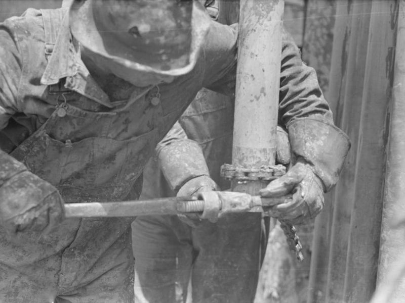 Untitled Photo, Possibly Related To Tightening The Nipple On The End Of Drill Pipe Oil Field, Kilgore, Texas, This Part O