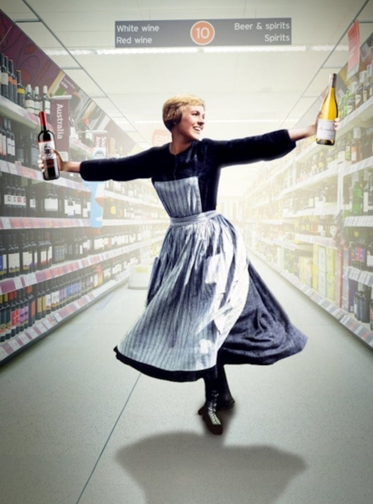 Femme dans un supermarché