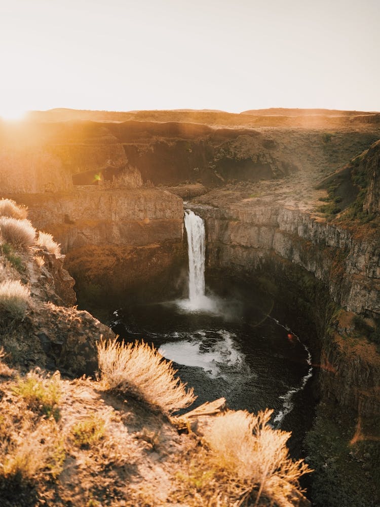 Skógafoss Wasserfall-Landschaft