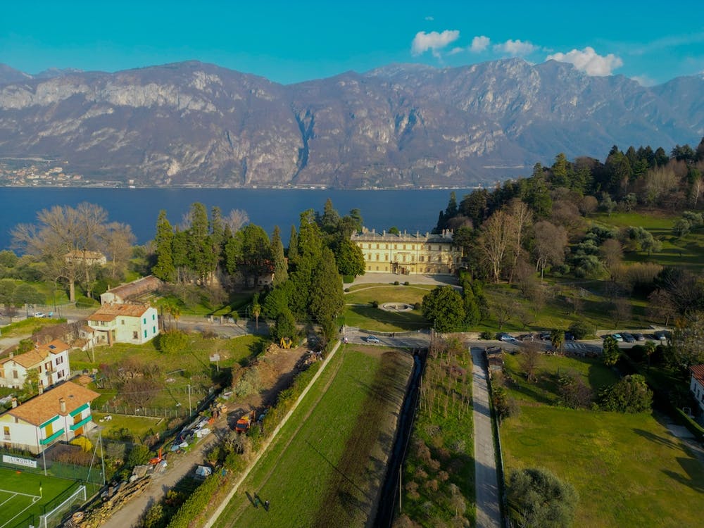 Villa on Lake Como. Luftaufnahme Lago Di Como, Italien, Bellagio, Lombardy, Italien Wandkunst.