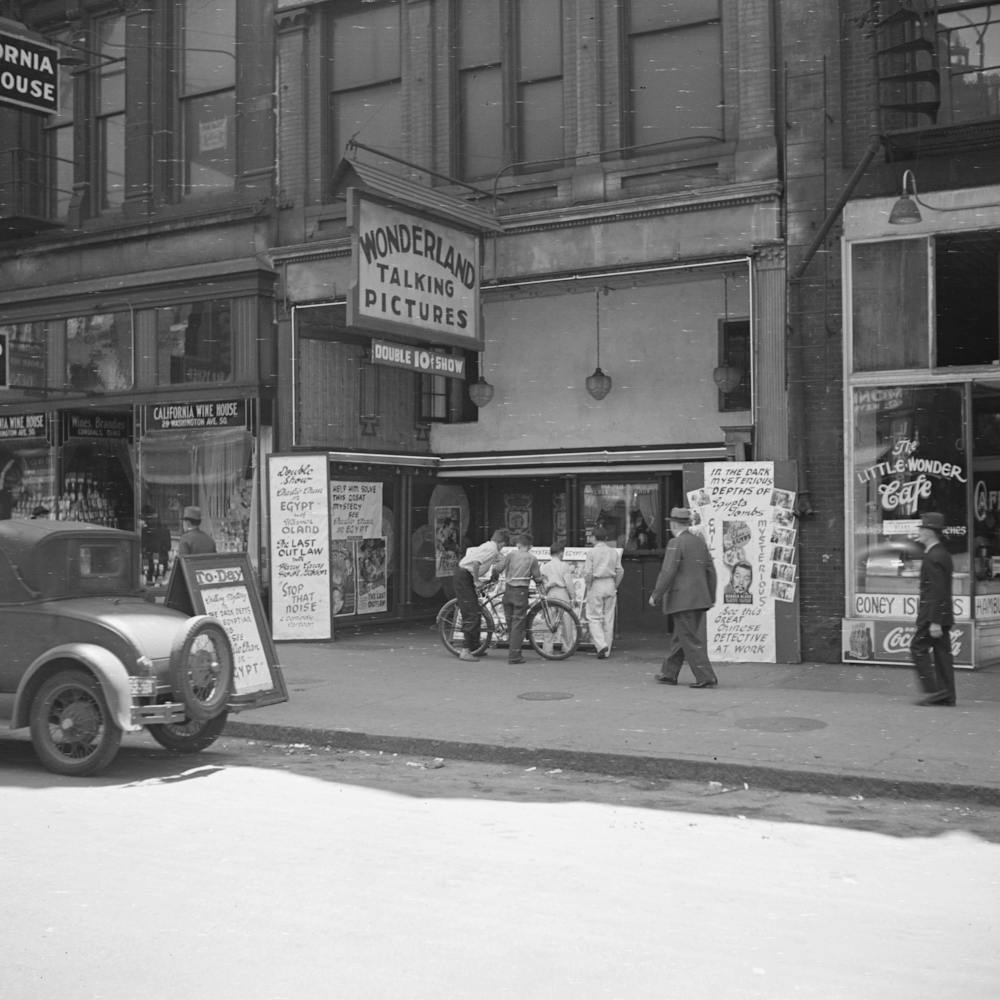 Scène de Rue, Minneapolis, Minnesota Par Russell Lee