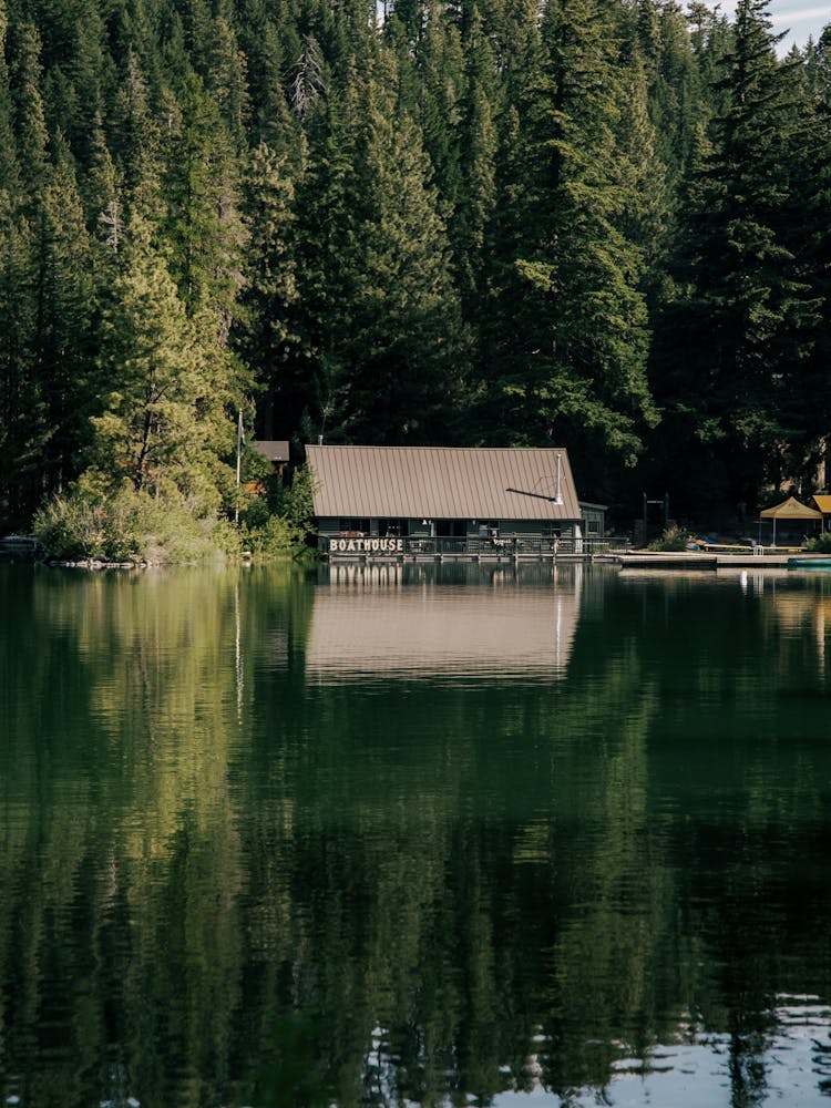 Forest Lake Boathouse