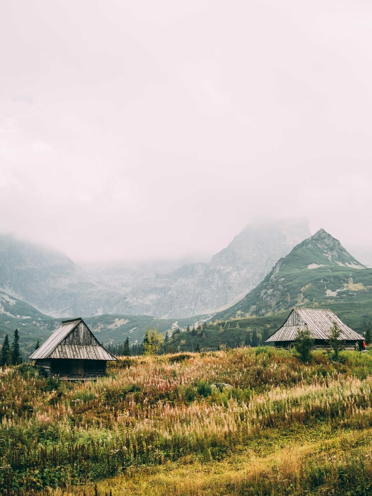 Wooden Mountain Cabins