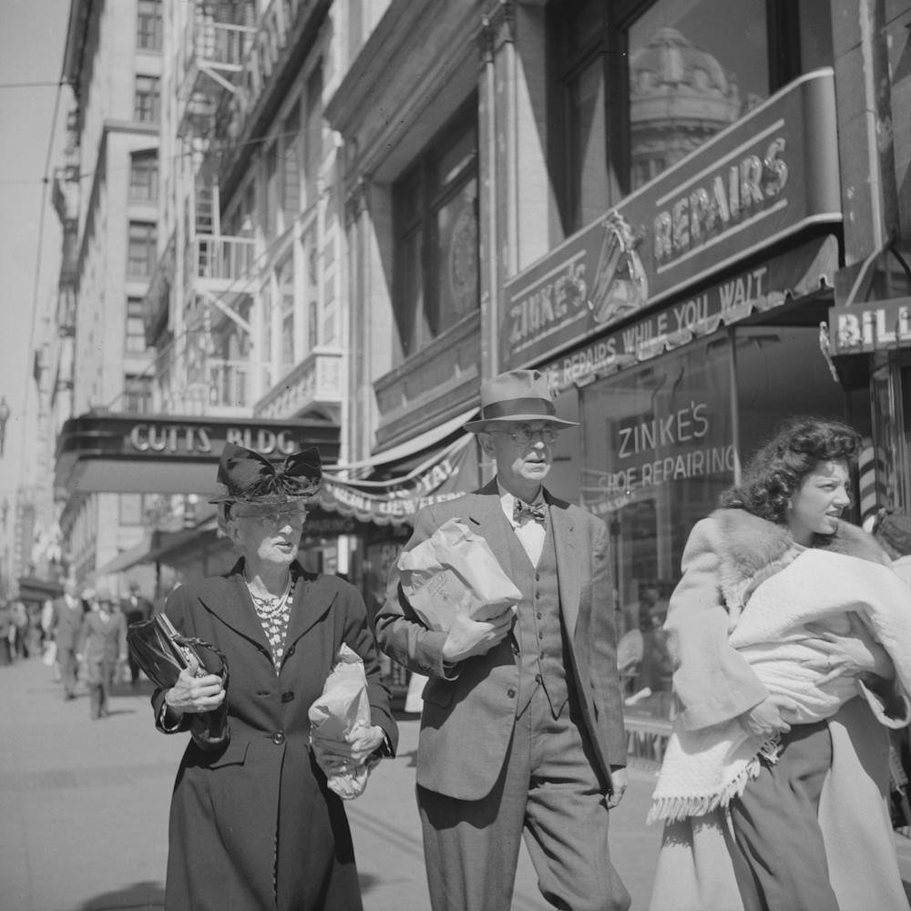 Los Angeles, California, Shoppers By Russell Lee