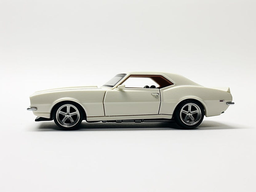 Toy Car 67 Camaro White