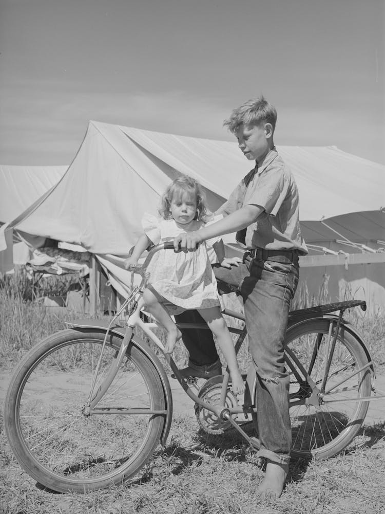 Untitled Photo, Possibly Related To Tent Home At The Fsa (Farm Security Administration) Migratory Farm Labor