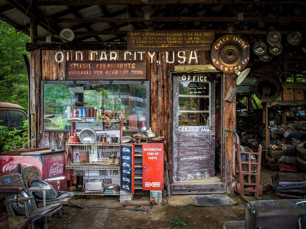 Old Car City
