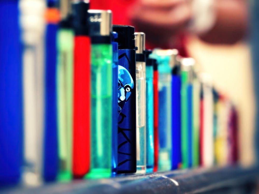 Face On Lighter