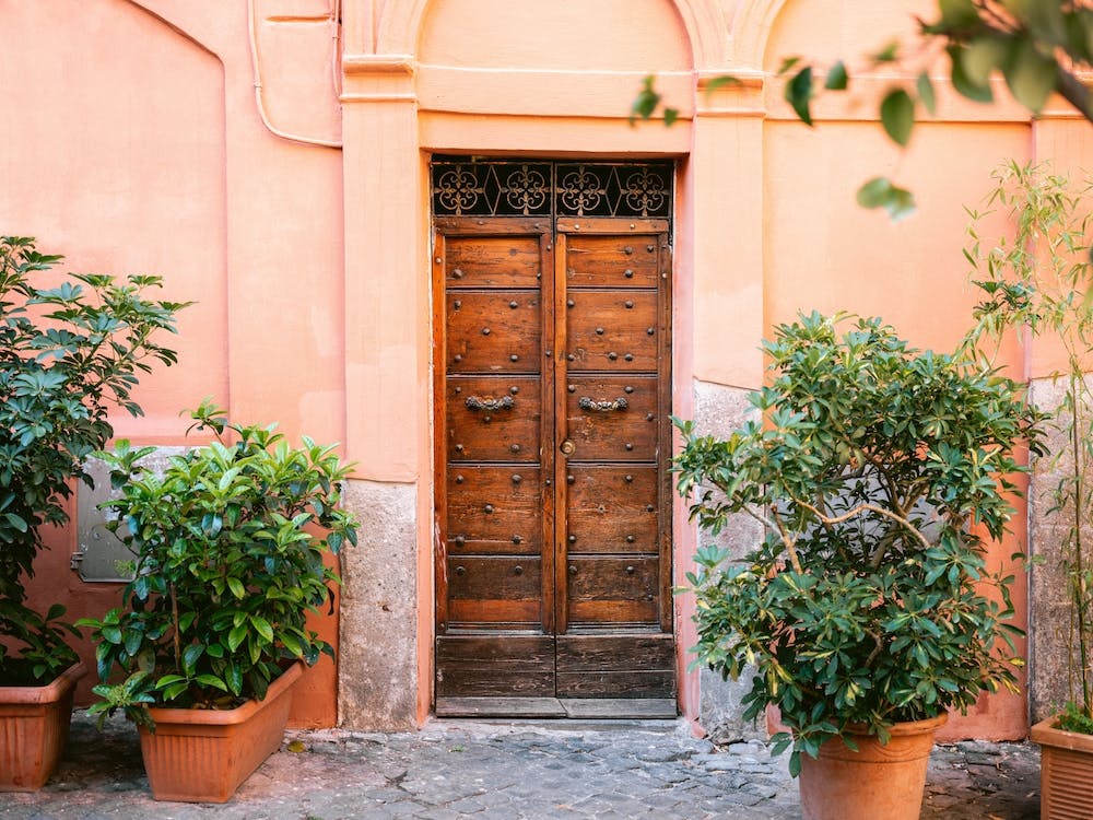 The Trastevere Door 2